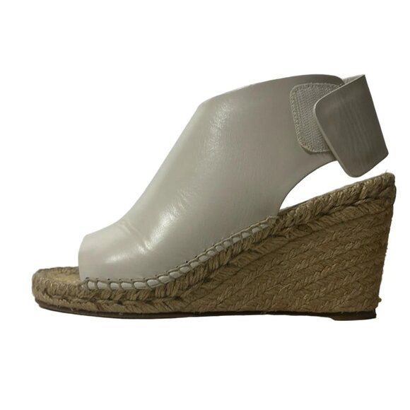 CELINE - White Leather Women's Sandals 164-080325 - Picture 1 of 6